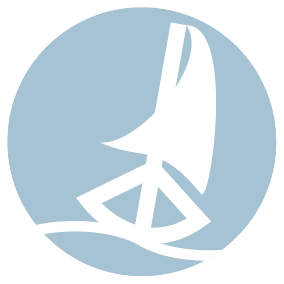 Pictogramm zum Thema Handel und Schifffahrt. Hellblau mit weißem Motiv eines Segelschiffes. Link zu Zeitfenstern zum Thema Handel und Schifffahrt im Alten Land Pictogramm zum Thema Handel und Schifffahrt. Hellblau mit weißem Motiv eines Segelschiffes. Link zu Zeitfenstern zum Thema Handel und Schifffahrt im Alten Land